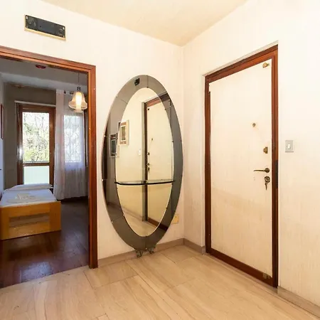 Massaua Roomy Vintage Apartment Turin