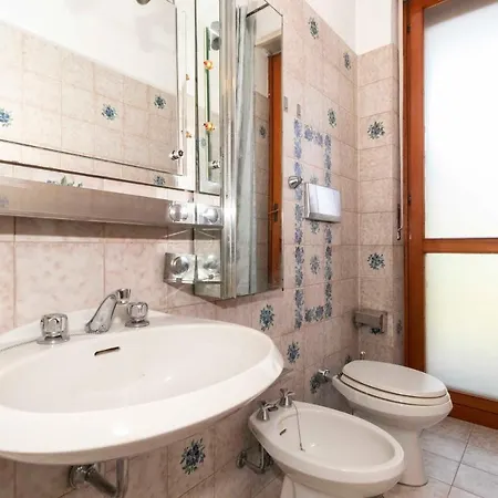 Apartment Massaua Roomy Vintage *