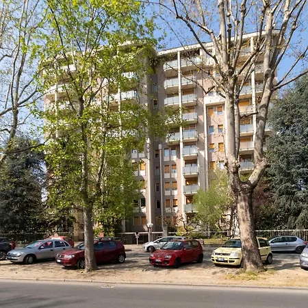 Guesthost - Massaua Roomy Vintage