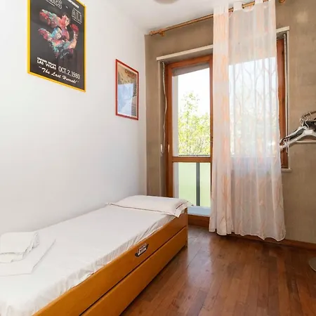 Apartment Guesthost - Massaua Roomy Vintage *