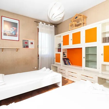 Guesthost - Massaua Roomy Vintage * Turijn