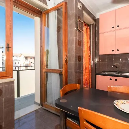 Guesthost - Massaua Roomy Vintage *